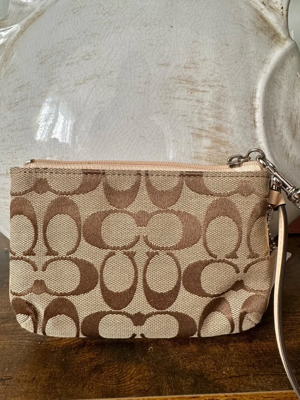 Coach 2012 Hamptons Multicolor Stripe Signature Wristlet #47439. NWT